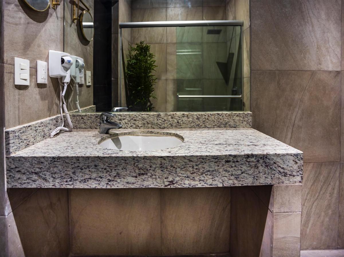 Hotel Boutique De Firma モンテレー エクステリア 写真