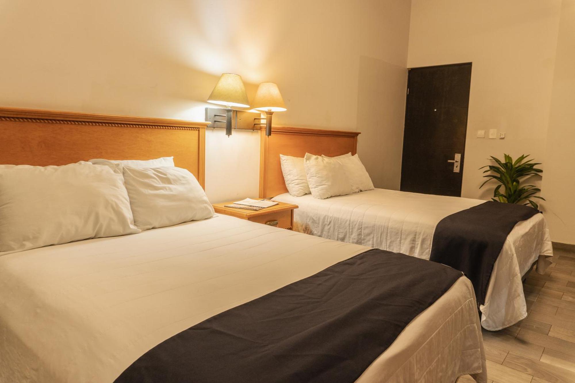 Hotel Boutique De Firma モンテレー エクステリア 写真